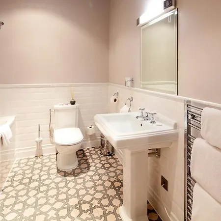 8 Beresford Street * سانت هلير جيرسي