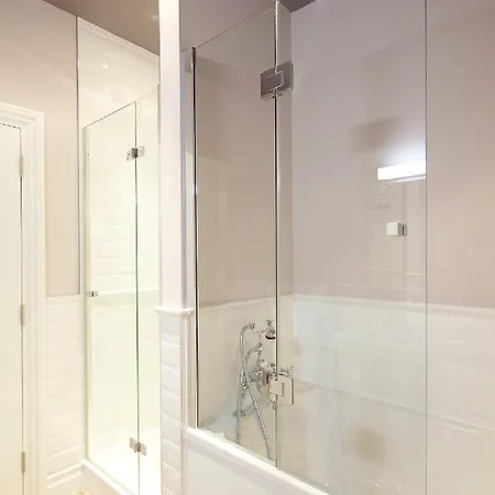 ホテル 8 Beresford Street