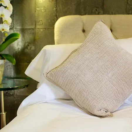 8 Beresford Street ホテル