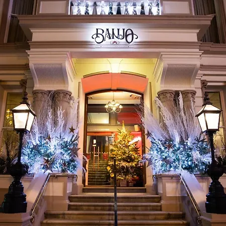 8 Beresford Street *