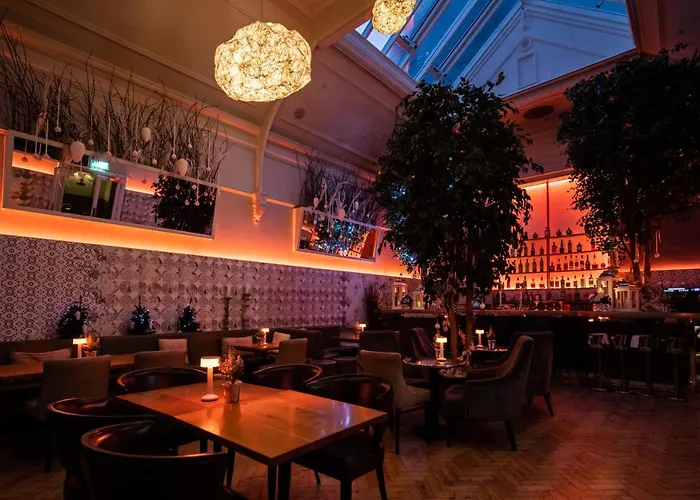 8 Beresford Street Hotel *